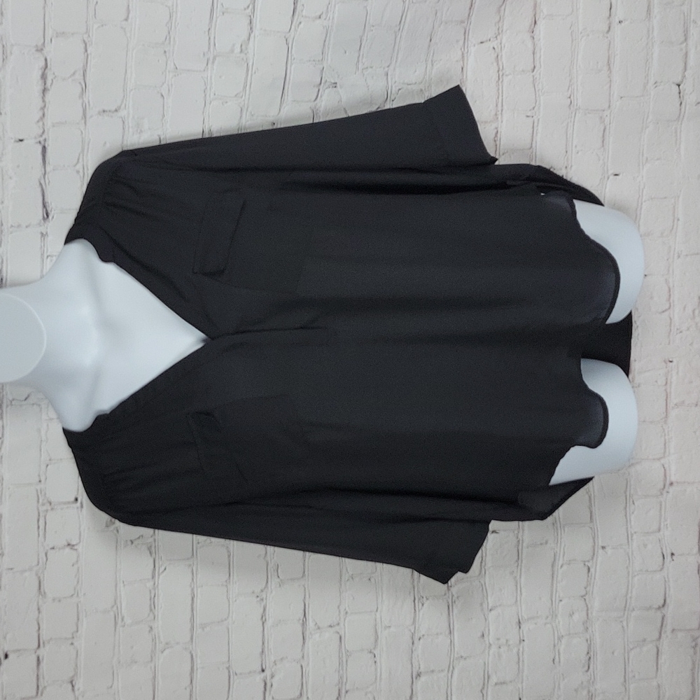 Torrid - Black Convertible Sleeve Blouse 💘